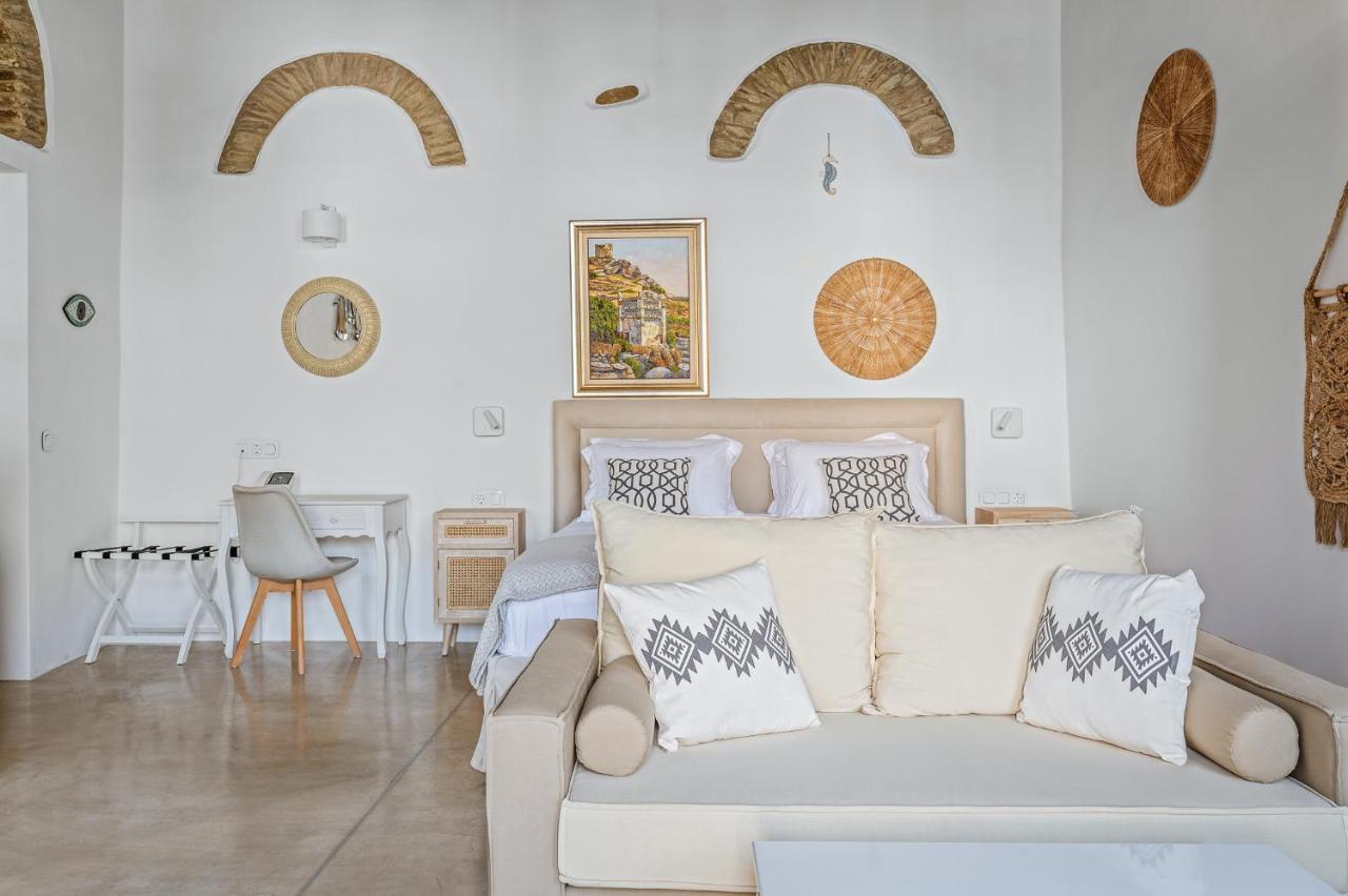 Ursa Major Suites Tinos Exterior photo