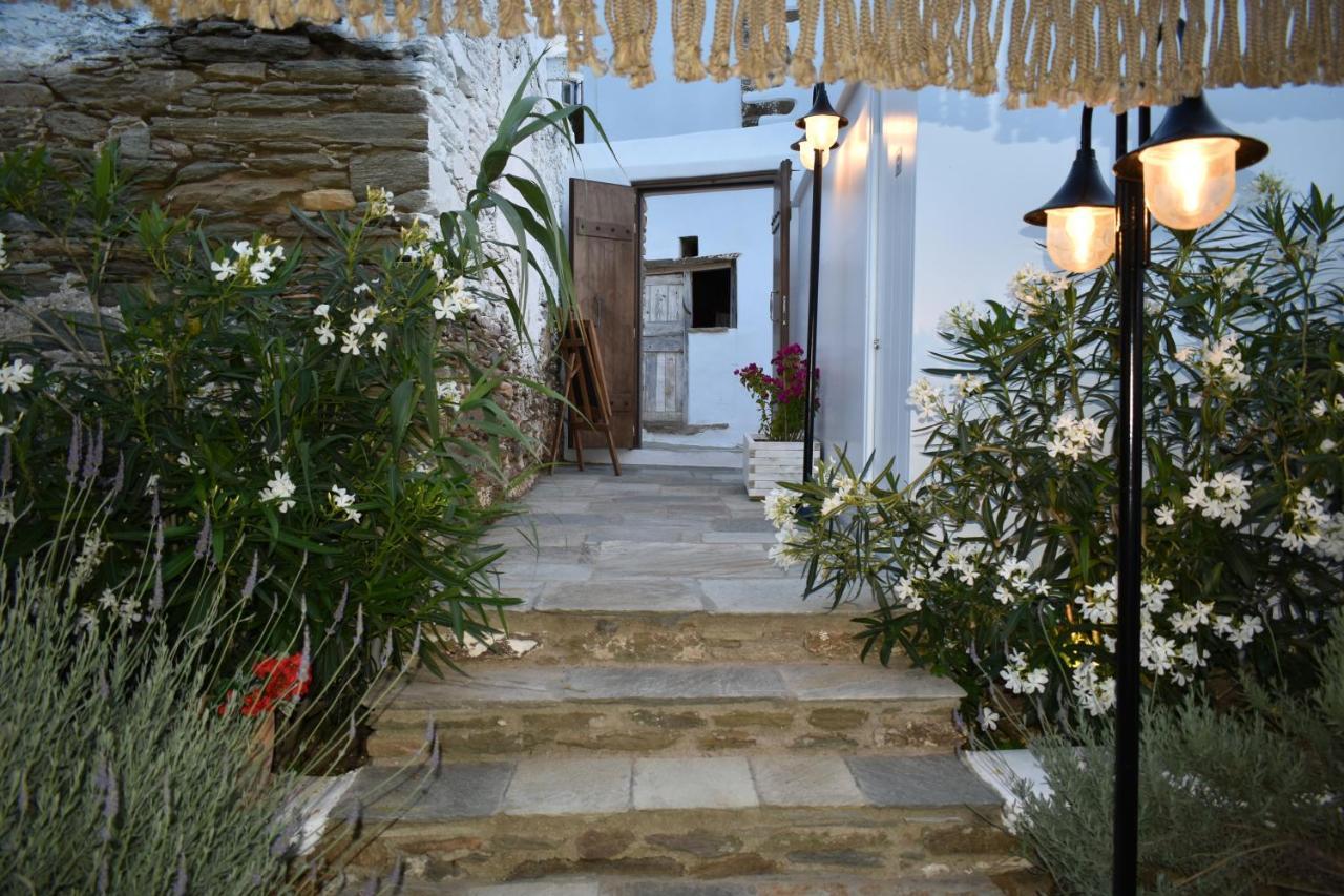 Ursa Major Suites Tinos Exterior photo