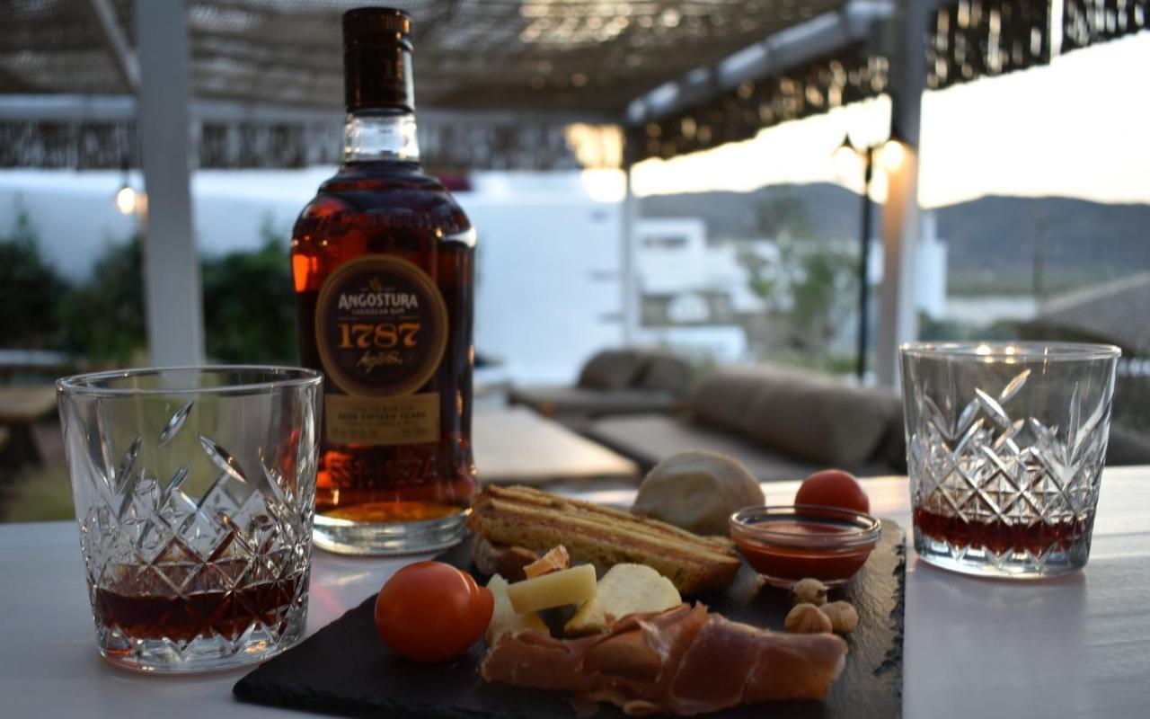 Ursa Major Suites Tinos Exterior photo