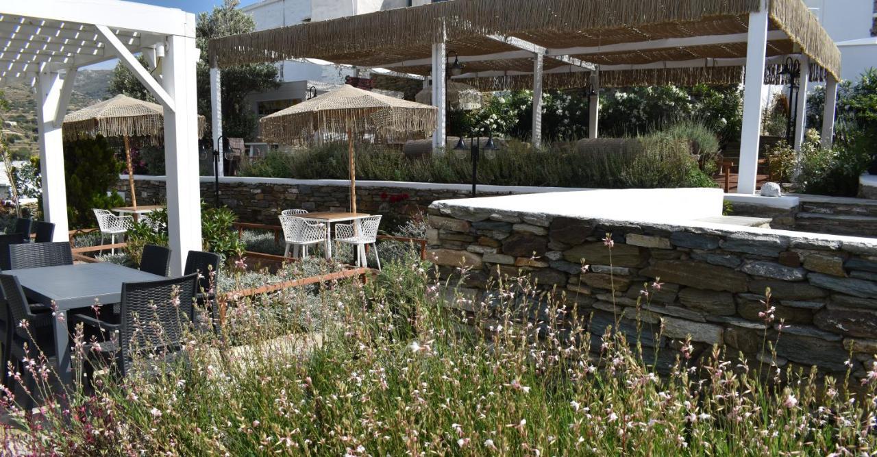 Ursa Major Suites Tinos Exterior photo